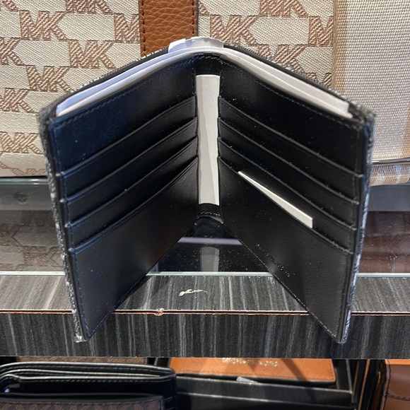 Michael Kors Men’s Women’s Cooper Logo Fabric Billfold Wallet Black Multi NWT - Picture 7 of 16